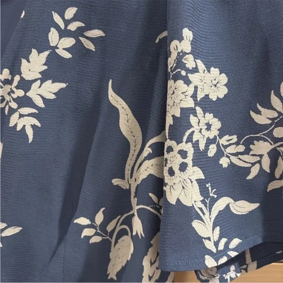 SÉZANE Lily Dress in Blue & Cream Floral Print sz US 8 / FR 40 EUC - Picture 7 of 12